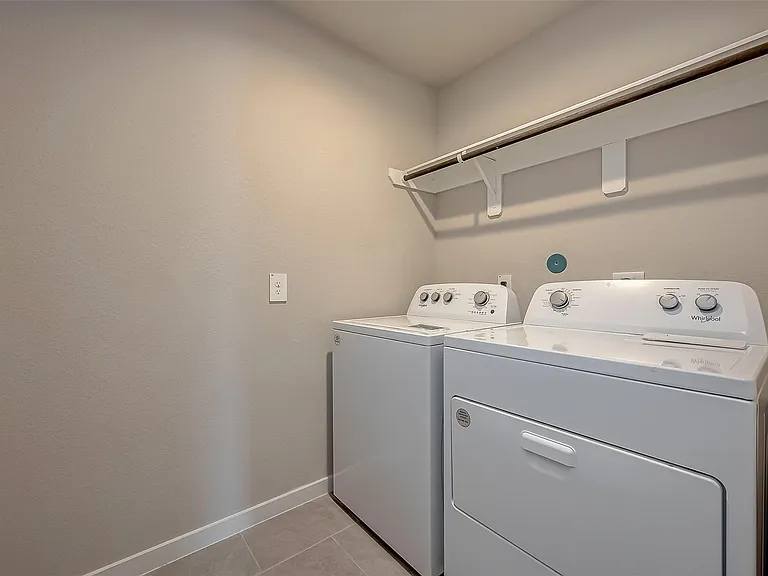 19010 Norbury Park Ln — Photo 35