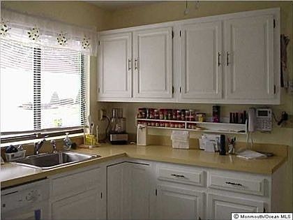 4th image of 556 Malvern Ct