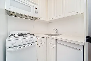 Rented by Living New York