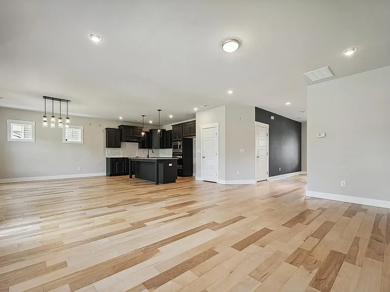 444 Beacon Ridge Blvd — Photo 7