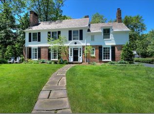 2722 Southington Rd, Shaker Heights, OH 44120