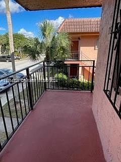 3rd image of 235 Lakeview Dr APT 201
