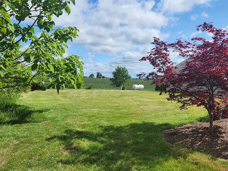 7995 Hazelgreen Rd NE — Photo 31
