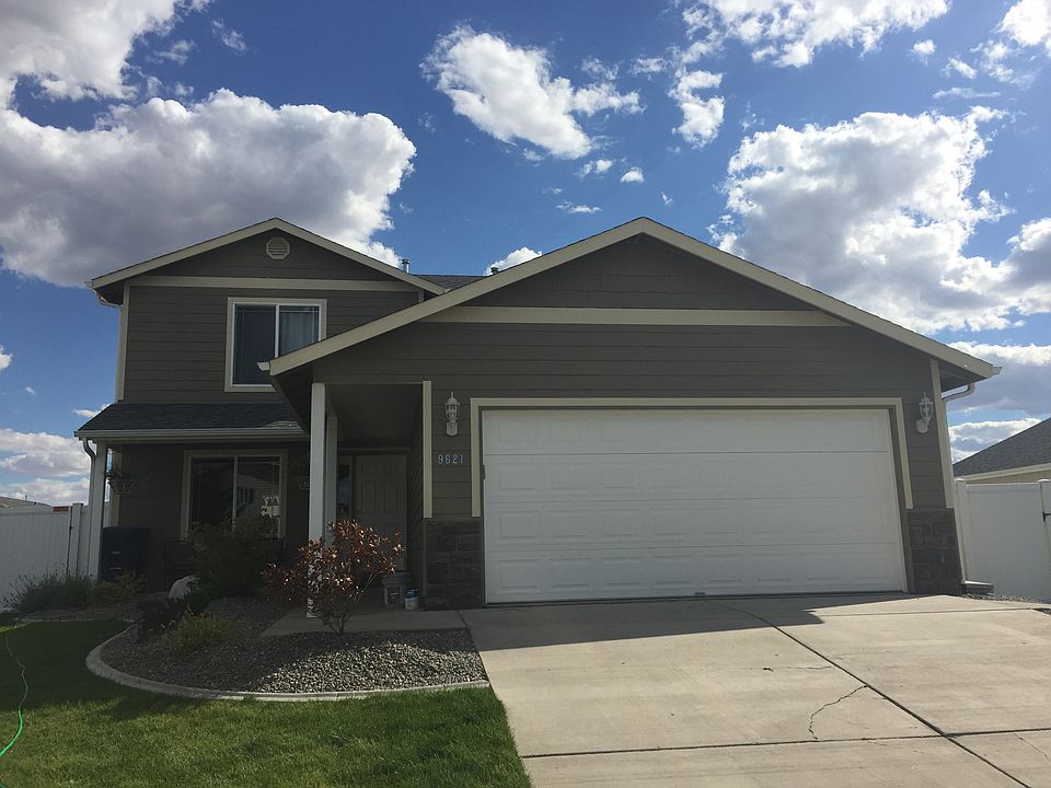 1st image of 1208 E Gimber St