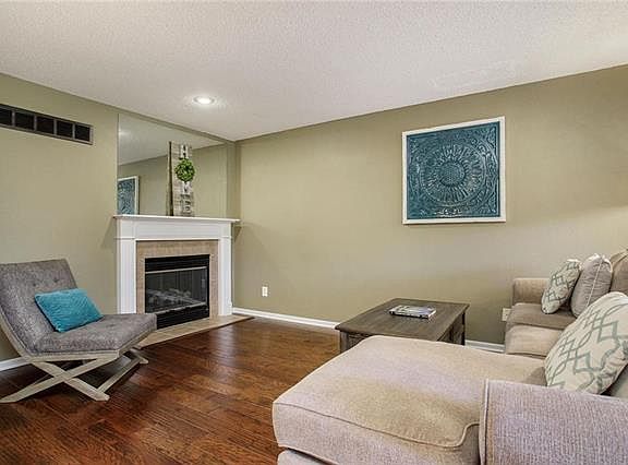 5th image of 3549 NE Austin Dr