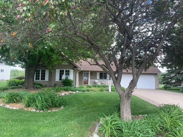 665 Acacia Dr S, Annandale, MN 55302