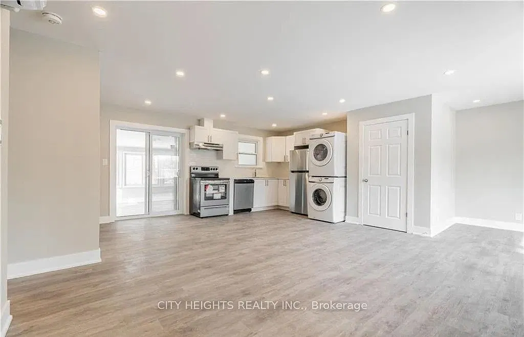 2 bed, $2,000 — Photo 4