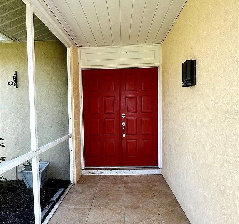 1st image of 340 PEARY ROAD