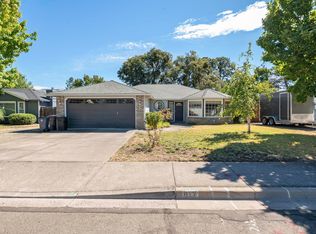 917 Rebecca Dr, Phoenix, OR 97535