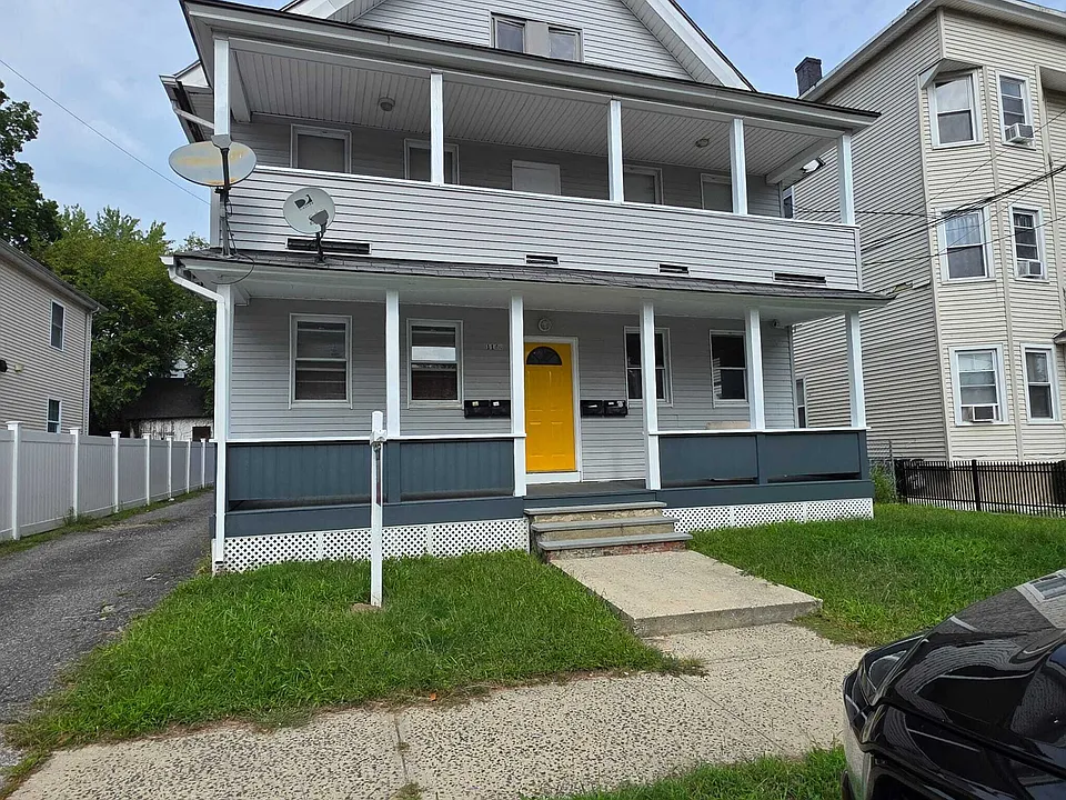 1144 Hancock Ave #1R