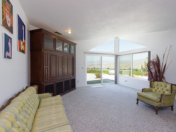 5th image of 26530 Thistle Ln