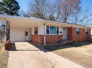 2007 Cleveland St, Conway, AR 72032
