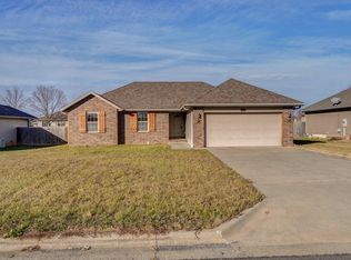 174 Deer Run St, Rogersville, MO 65742