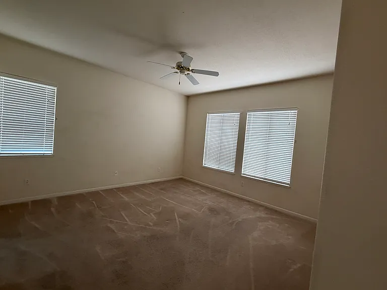 4080 Arenzano Way — Photo 13