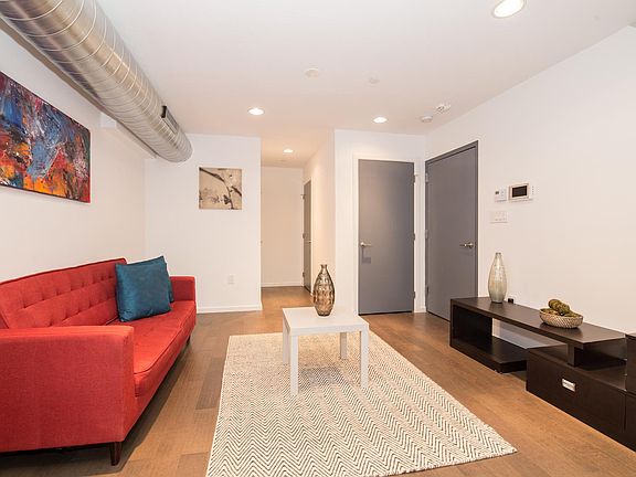 4th image of 1421 N 7th St APT 3