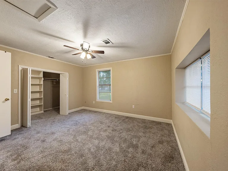 1105 Thomas Ave — Photo 14