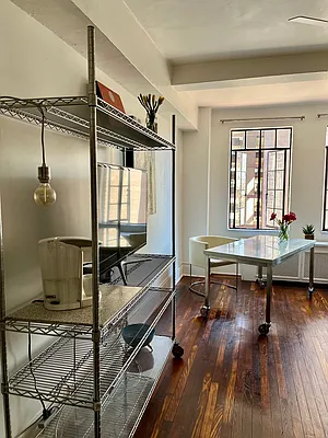 Rented by Serene Powers Real Estate LLC | media 10