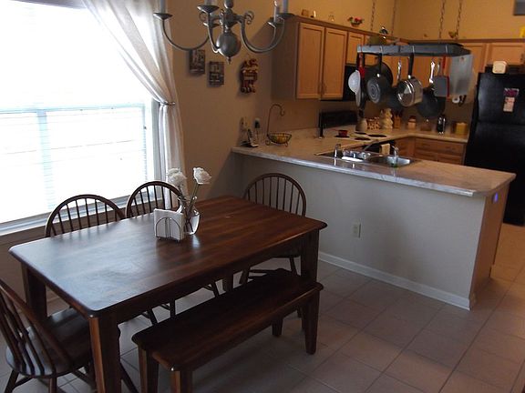 4th image of 1538 Lawson Dr