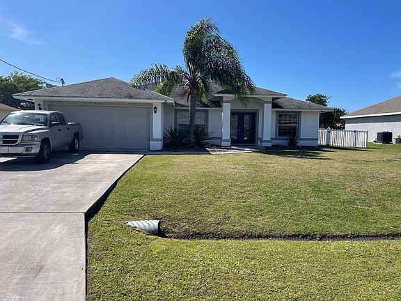 2nd image of 1418 SW Sudder Avenue
