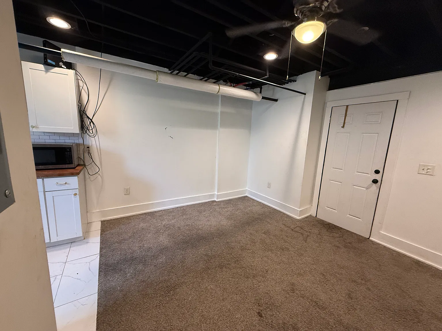 Studio, 450 sqft, $595 — Photo 3