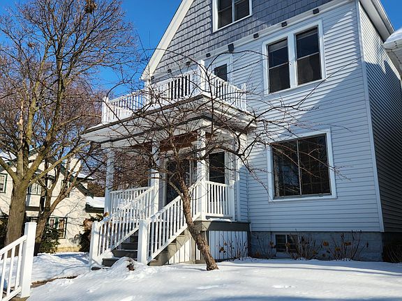 2nd image of 707 E Townsend St