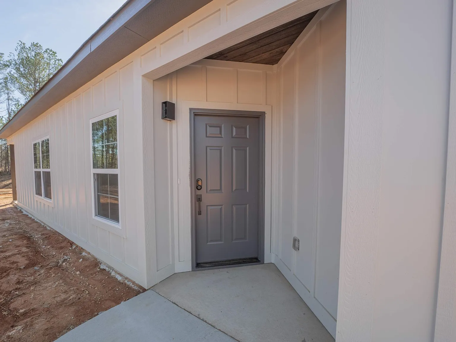 3 bed, 1300 sqft, $1,499 — Photo 2