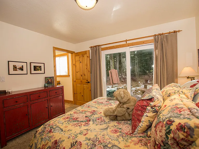 395 Elizabeth Dr — Photo 14