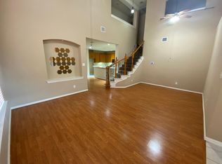 8120 Crabapple Ln, Irving, TX 75063