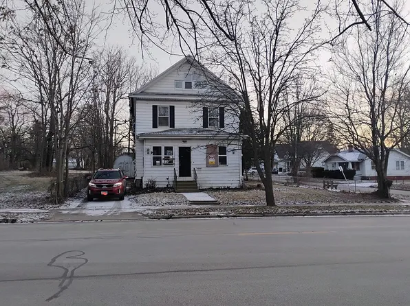969 W Decatur St, Decatur, IL 62522