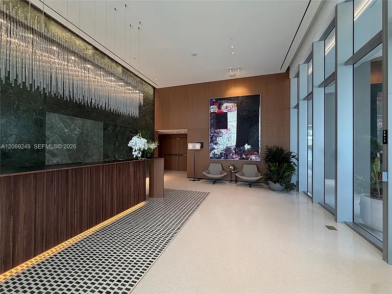 1400 Biscayne Blvd #1807 — Photo 57