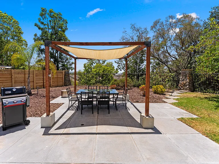 13706 Stoney Gate Pl — Photo 21