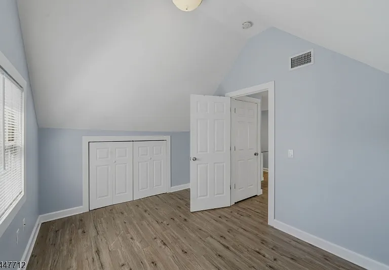 161 Broughton Ave #2 — Photo 8