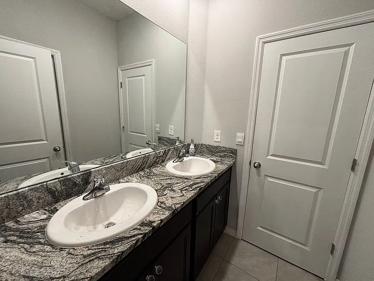 8288 SW 59th Ave — Photo 12