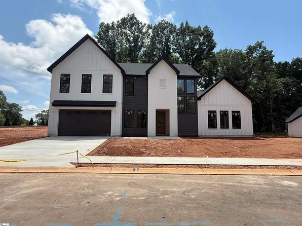 1 Inverrary Dr, Taylors, SC 29687