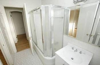 3rd image of 534 W Stratford Pl APT 10w