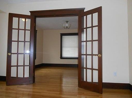 4th image of 44 Chapel Ct #1