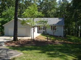 315 Lake Point Rd, Fair Play, SC 29643