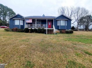 1073 Forsyth Landing Dr, Forsyth, GA 31029