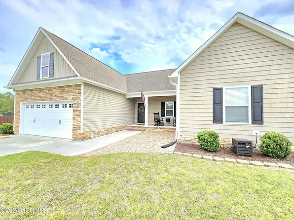 104 Murifield Drive, Jacksonville, NC 28540