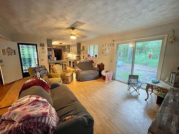 3rd image of 71 County Road 5250
