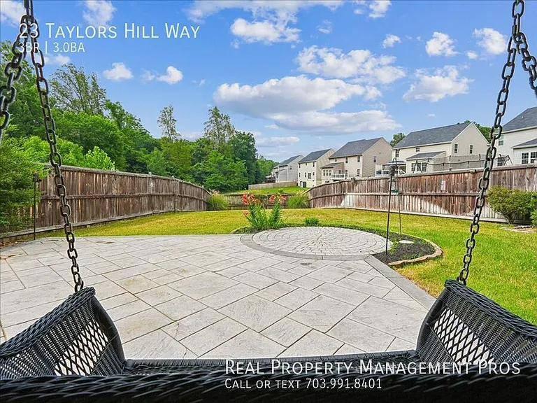 23 Taylors Hill Way — Photo 60