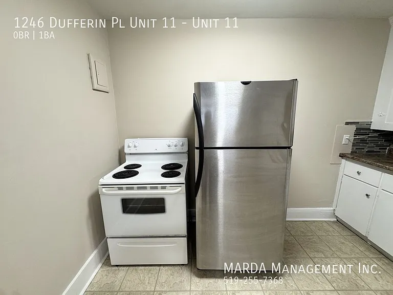 1246 Dufferin Pl #11 — Photo 16