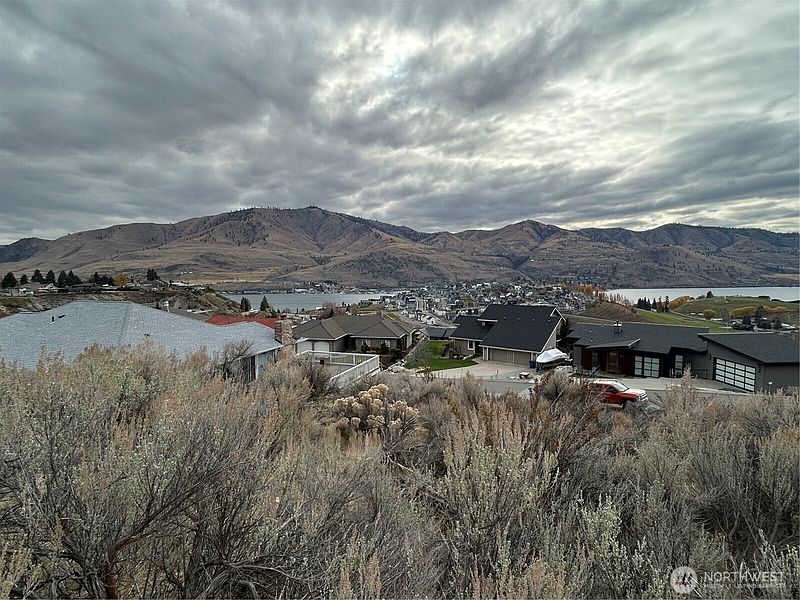 5th image of 139 Bogey Boulevard