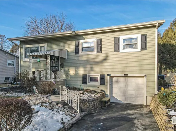 812 Faith Dr, Catasauqua, PA 18032