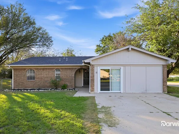 7000 Shiloh Ct, Forest Hill, TX 76140