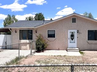 211 Spruce Dr, Alamosa, CO 81101