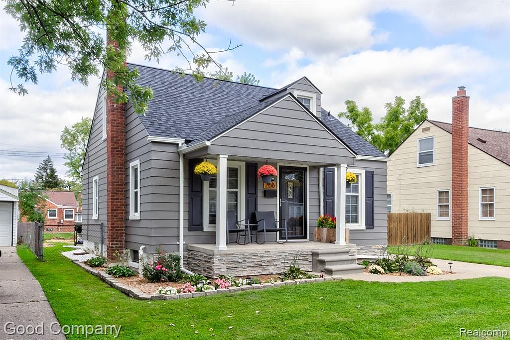 2156 Cambridge Rd, Berkley, MI 48072 MLS 20230077532 Zillow