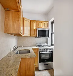 Rented by Living New York
