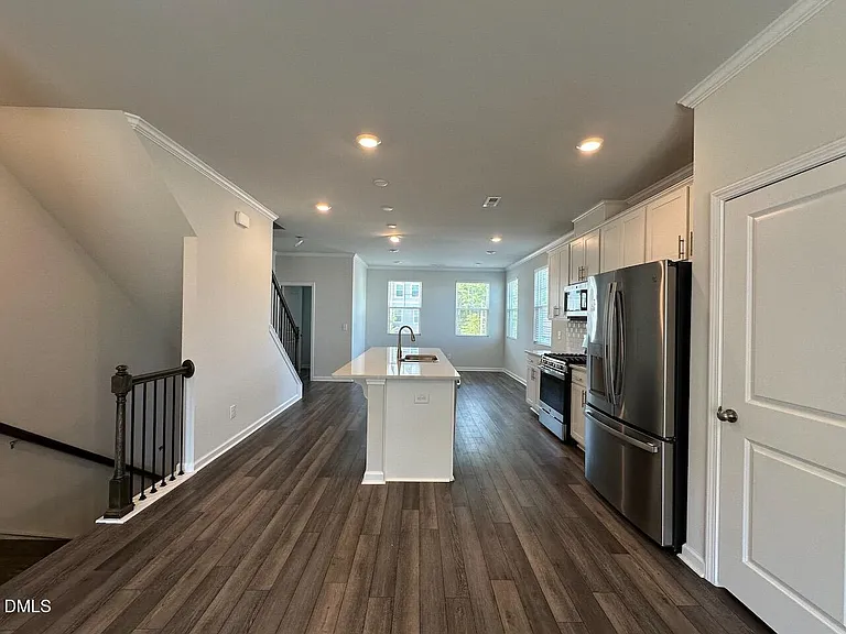 2521 Laurel Valley Way — Photo 9