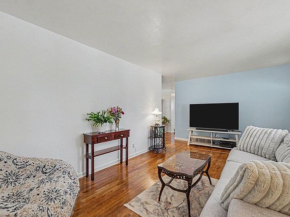 4th image of 1661 Pecos Way